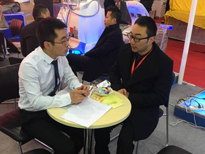 �����ꏊ���������F�������